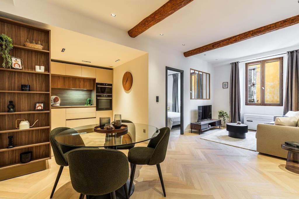 Charme Et Modernite Au Coeur Du Vieux Nizza